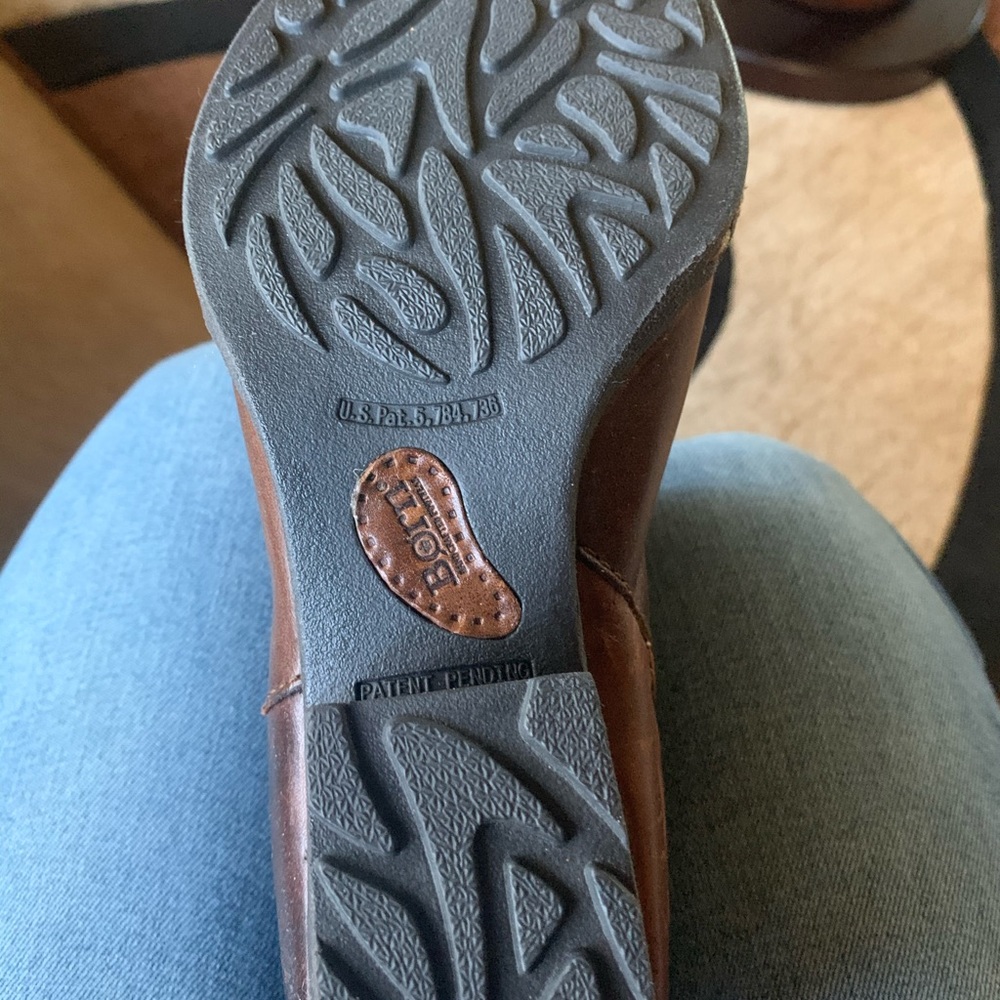 BORN winter boots